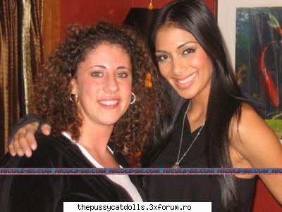 poze mai recente nicole reclama rihanna *Admin* Boy!