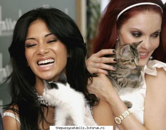 cele mai tari poze nicole!!! nicole und carmit! *Admin* G!rl!