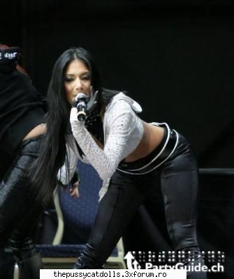 cele mai tari poze nicole!!! nikky