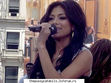 cele mai tari poze nicole!!!
