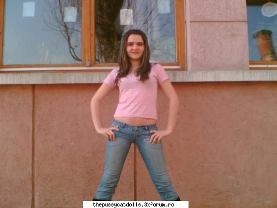 poze prezentari well....i anna ani sunt din mess sunt bigg fana pcd...