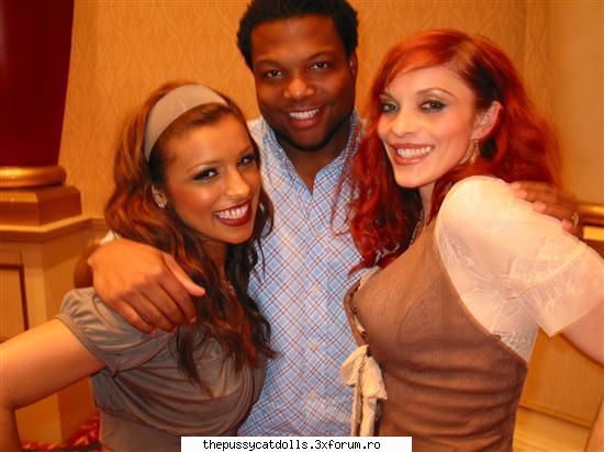 loc este nicole voi? sry mine sunt felul 3.jessica, 6.nicole,