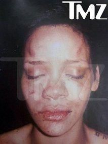 hey dolls atsi vaz ce a patit rihanna ?  =(  :( 

cik a batuto chris brown rihanna