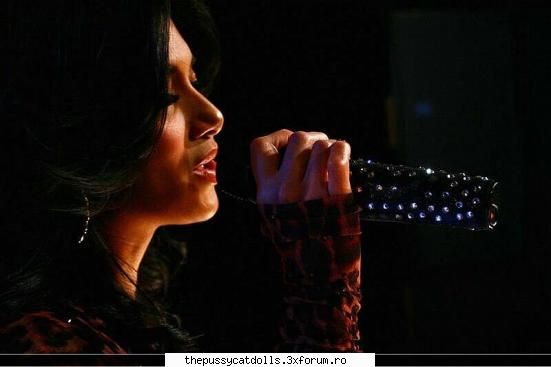 poze nicole a-z ador poza asta !!! *Biggest PCD fan!*